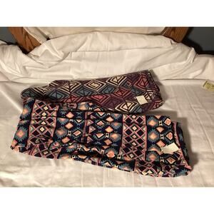 Lot Of 2 LulaRoe Leggings OS 0-10 Geometric‎ Comfy